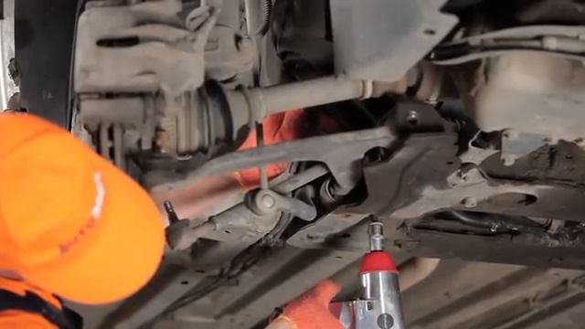 Instrucción: Cómo Cambiar Brazo Delantero De Suspensión En PEUGEOT PARTNER ORIGIN
