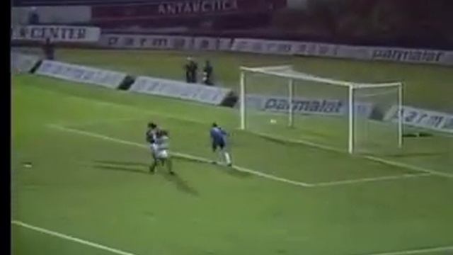 Edmundo (Palmeiras) - 02/06/1993 - Palmeiras 4x1 Ferroviária - 1 gol смотреть онлайн
