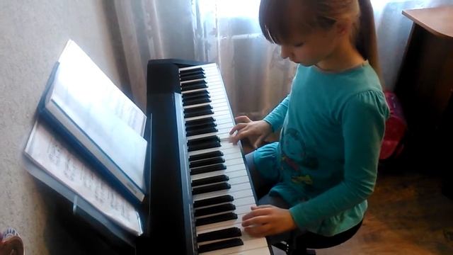 Первый класс музыкальной школы.Моцарт " МЕНУЭТ" смотреть онлайн