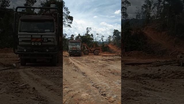 RENAULT 400 смотреть онлайн