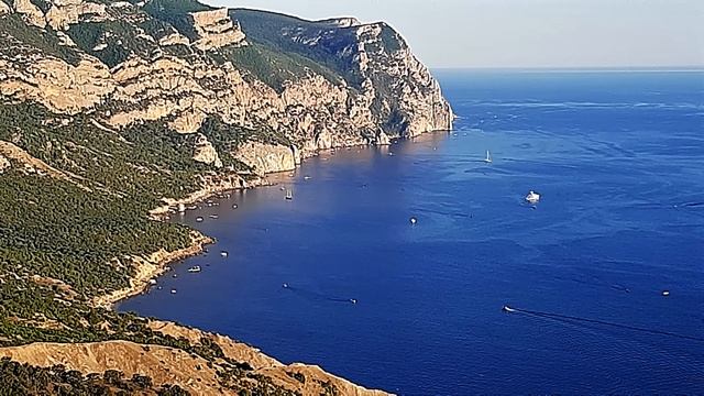 В Севастополь, в Балаклаву ( ГАЗ 69 ) смотреть онлайн