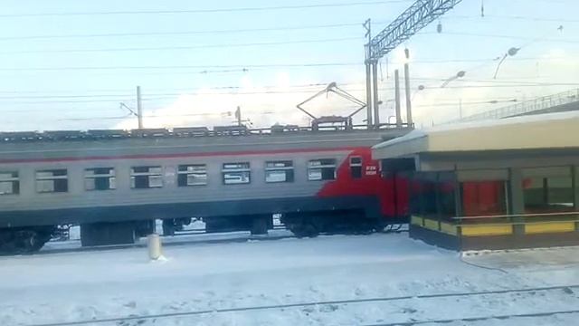 На станции Нижний Тагил смотреть онлайн