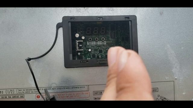 Daikin VRV Test Mode help with Diagnostic смотреть онлайн