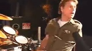 Rick Allen - однорукий барабанщик