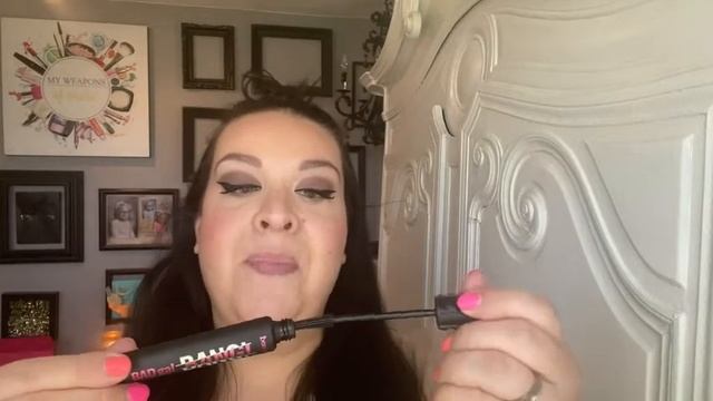 Our Point of View on Benefit Bad Gal Volumizing Mascara From Amazon смотреть онлайн