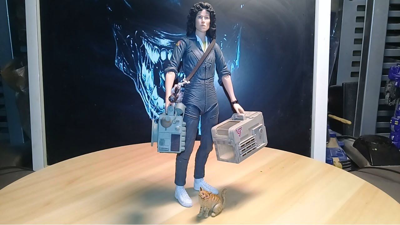 Toy Hunt + Review! Ripley (Jumpsuit) from 1979 Alien, 40th anniv. Series 1 by Neca смотреть онлайн