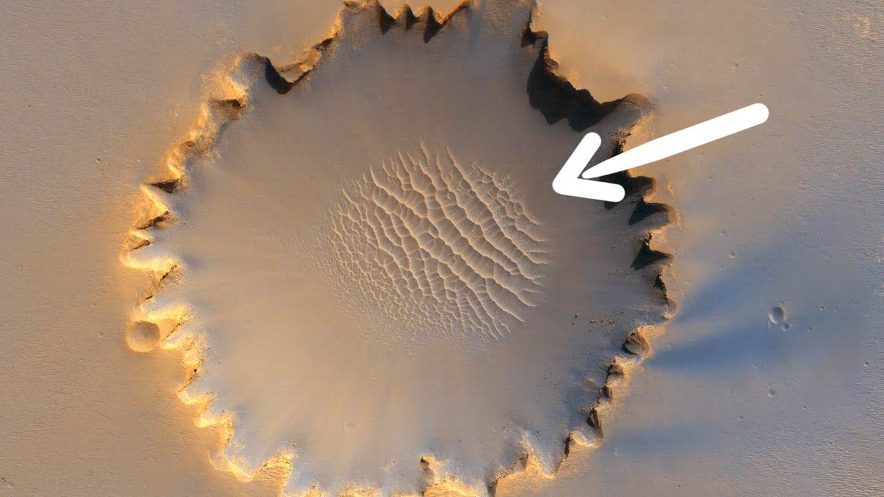 Словно дно древнего озера на Марсе - панорама марсохода Оппортьюнити смотреть онлайн