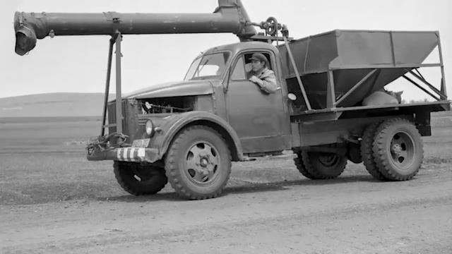 Несколько моментов с грузовиками СССР времен нашей молодости! смотреть онлайн