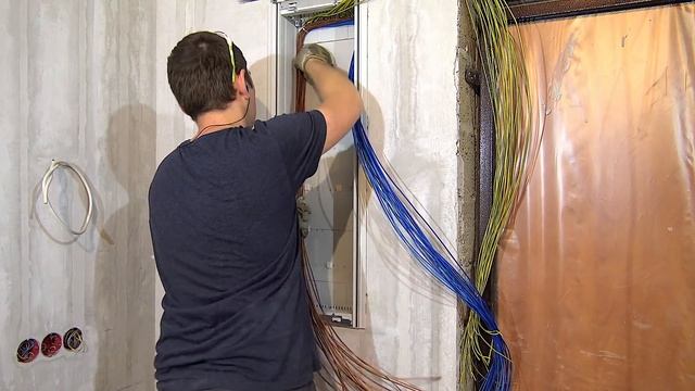 Сборка квартирного щитка. Часть 2. смотреть онлайн