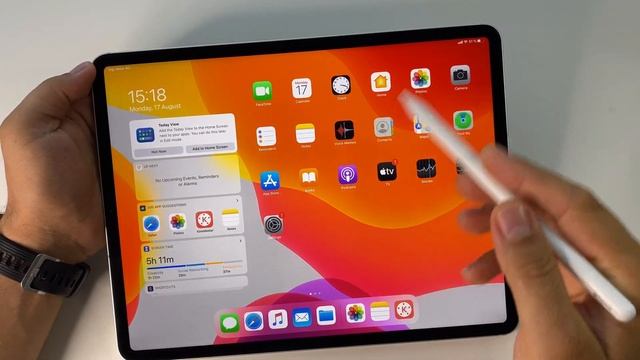 Kinda Review of iPad Pro 2020 12.9” and why switching from android to iOS смотреть онлайн