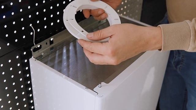 Подключение коаксиального дымохода 60/100 к котлу фирмы Biasi . Инструкция по сборке дымохода. смотреть онлайн