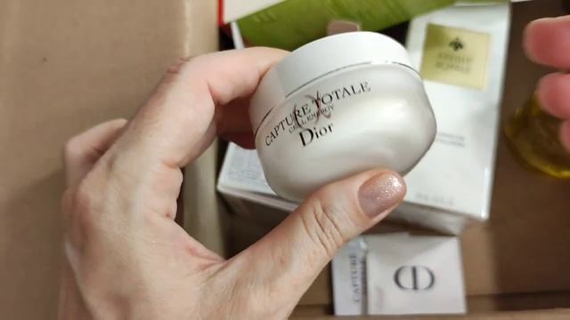 Косметические покупки ноября. Первые впечатления. Подарок зрительнице за лучший совет ???. смотреть онлайн