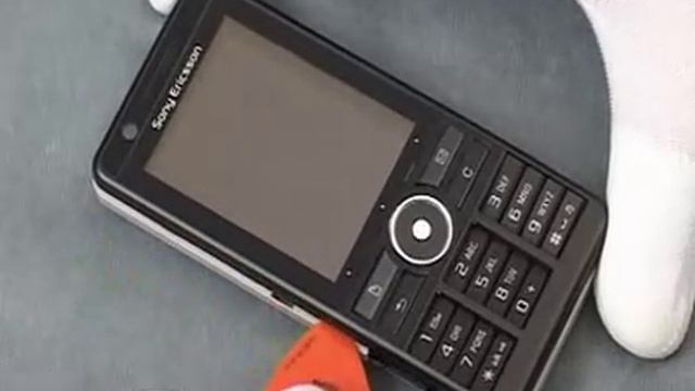 Sony Ericsson G900 Disassembly (Demontaż) смотреть онлайн