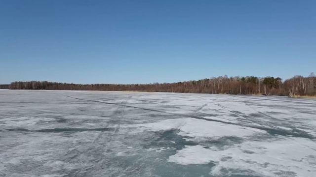 Замерзшее озеро Балтым смотреть онлайн