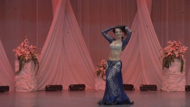 РАЗВЕЕВА Лариса-грандсиньоры профессионалы,классика смотреть онлайн