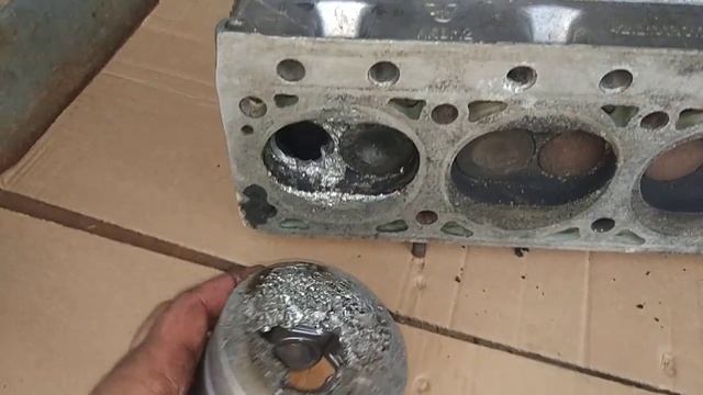 Газель УМЗ 421 рассухарился клапан на ходу = дырка в поршне!!!!! смотреть онлайн