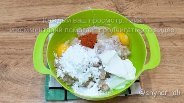 Куриные оладьи | Оладьи просто растают у вас во рту #оладьи #курица #куриныеоладьи смотреть онлайн