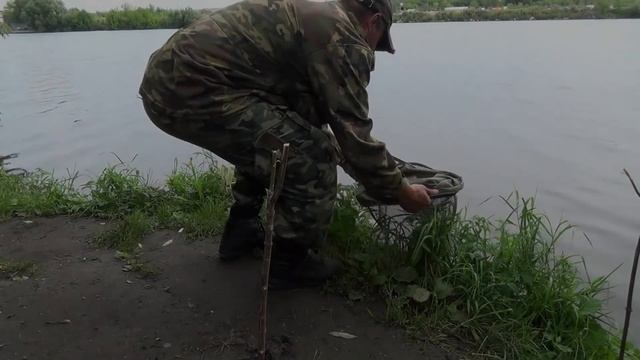 Зимняя "спортивная" рыбалка с ночевкой. Руза. Старый Новый год на льду с "подлецами". смотреть онлайн
