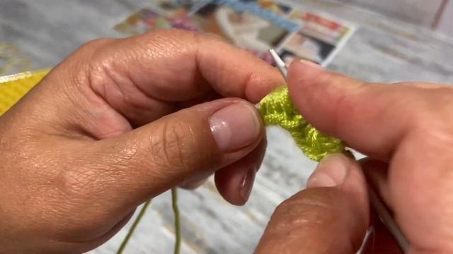 Узоры спицами. Рельефный узор. Knitting patterns. Embossed pattern. смотреть онлайн
