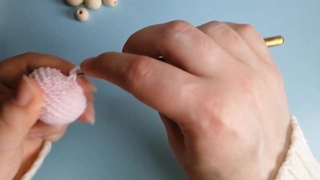 МК Вязаный держатель для пустышки, грызунка. Pacifier holder. смотреть онлайн