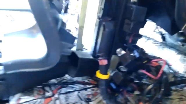 ВАЗ 2114. Не открываются и не закрываются двери с кнопки сигнализации? Хотя сигналка работает? смотреть онлайн