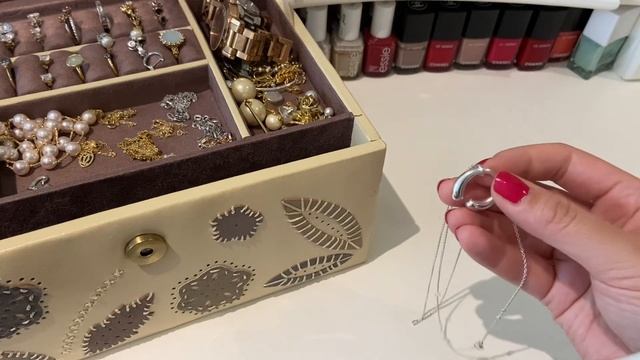 My Fine and Semi-Fine Jewellery Collection! Ft. Cartier, Tiffany & Co, Astley Clarke etc. смотреть онлайн