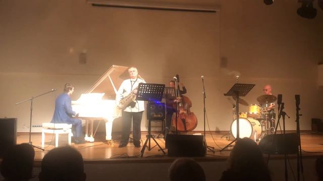 “Corcovado” смотреть онлайн