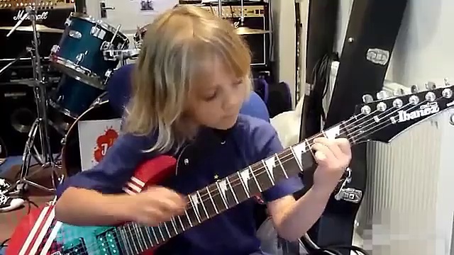 Семилетняя рок-гитаристка смотреть онлайн