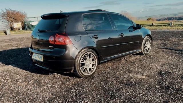 Volkswagen Golf GTI Edition 30 230 A смотреть онлайн