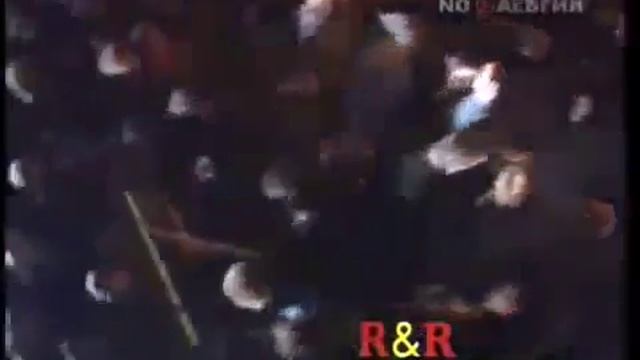 А.Монин и Рок-группа "КРУИЗ". Фестиваль "РОБИН ГУД", 1993. г.Лыткарино. смотреть онлайн