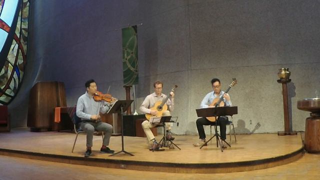 Mexican Sketch In LA For Violin And 2 Guitars