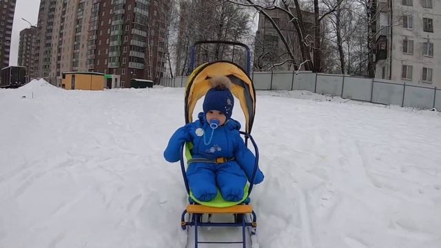 Катаемся на санках смотреть онлайн