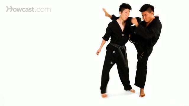 How to Do the Face Block Technique | Taekwondo Training смотреть онлайн