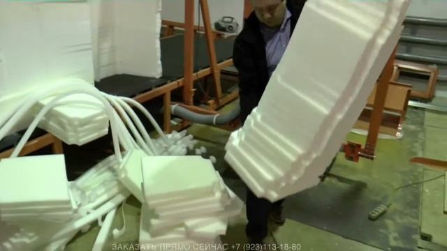 Резка поролона седушек на вертикальном станке смотреть онлайн