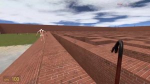 SCP СКРОМНИК ГОНЯЕТСЯ ЗА НАМИ В ЛАБИРИНТЕ GMOD ГАРРИС МОД ► Garry's Mod