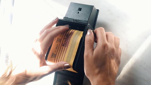 Lubitel 166 & Kodak Tmax en casa смотреть онлайн