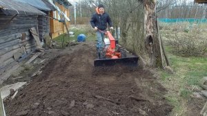 Мотоблок мтз Беларус 09Н протестировал отвал на земляных работах!