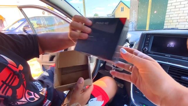 ПЕРВЫЙ ДЕНЬ в НОВОЙ ШКОЛЕ. ПОДАРОК НА ДЕНЬ РОЖДЕНИЯ ФЕДОРА. ДЕНЬ БРОС ШОУ смотреть онлайн