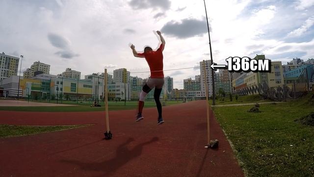 Прыжок в длину, в высоту, с одной ноги. Рекордный прыжок. Record jump slow motion. смотреть онлайн