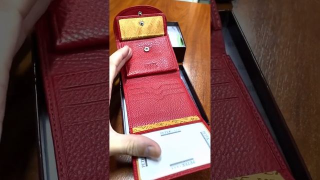 Кошелёк женский кожаный Petek 8075 red смотреть онлайн