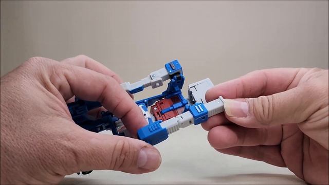 Magic Square MS B04 Transporter (Legends Class ULTRA MAGNUS) Review! Bert The Stormtrooper Reviews! смотреть онлайн