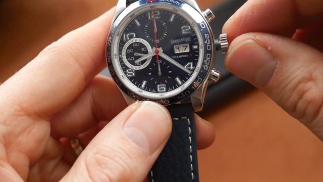 Eberhard & Co Champion V Grand Date Automatic Chronograph смотреть онлайн