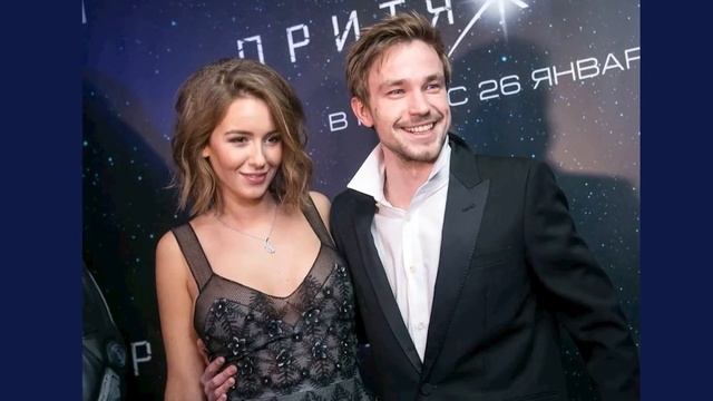 Самый красивый человек Александр Петров показал возлюбленную в купальнике смотреть онлайн