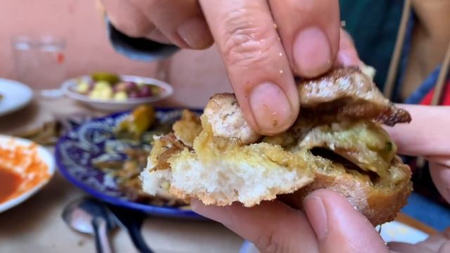 EXTREME STREET FOOD TOUR IN OUJDA ?? Travel Morocco смотреть онлайн