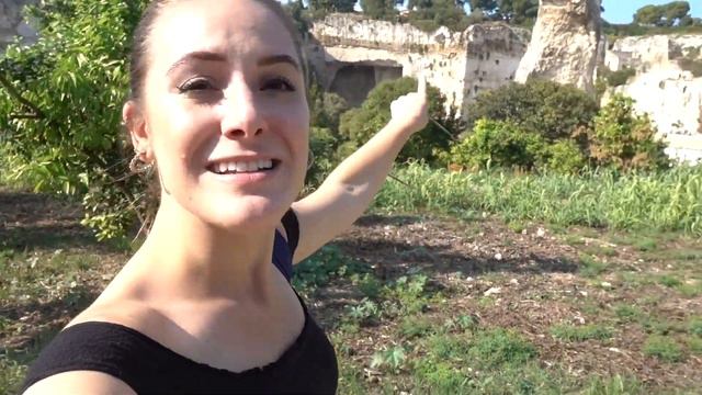 Sicily Travel Vlog 🇮🇹 | Syracuse, Italian Food & History смотреть онлайн