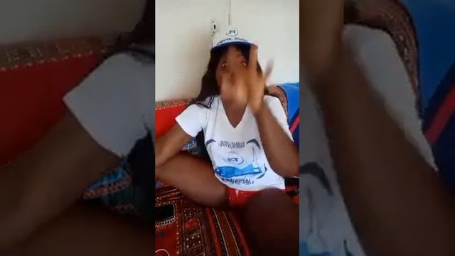 Renée Stars de Lille promet du sale à la Veuve joyeuse смотреть онлайн