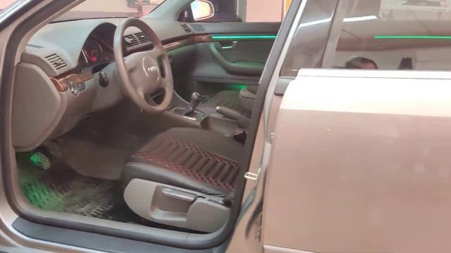 2004 Model Audi A4 Ambiyans Aydınlatma Uygulaması смотреть онлайн