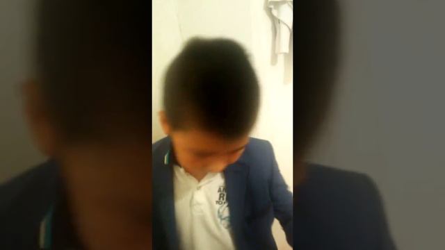 #2 Казахский молодой парень поет песню смотреть онлайн