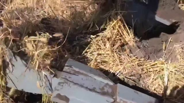 UNIA Kret 5B - глубокорыхлитель с болтовой защитой и кольчатым прикатывающим валом смотреть онлайн