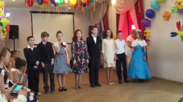 Выпускной в 4б классе гимназии МИИТ смотреть онлайн